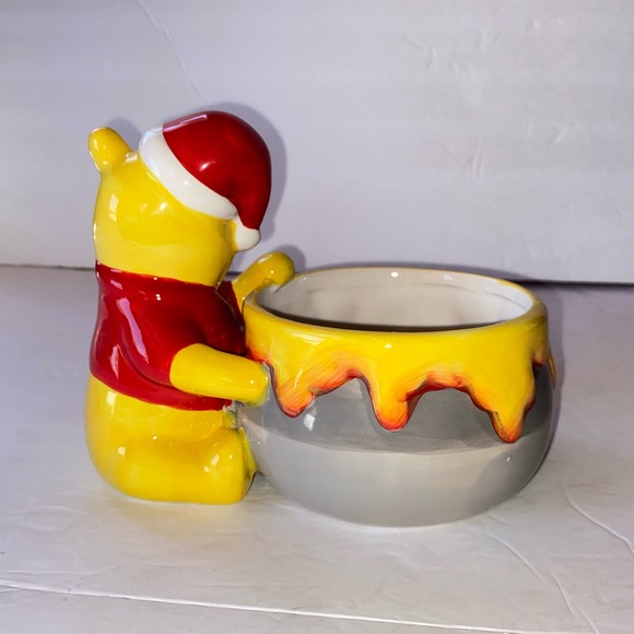 NEW - Disney Winnie the Pooh Christmas Serving Bowl - Picture 2 of 11